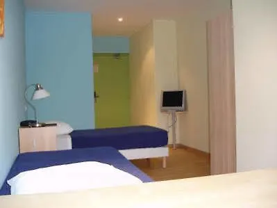 In Jungle Hotel Chassagny 2*,